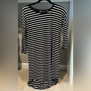 Press Dress Sz Small Black & White Striped Dress